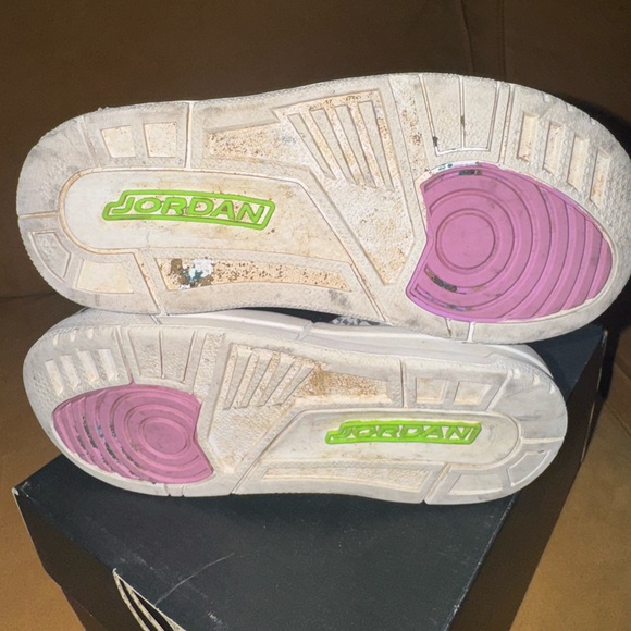 Jordan 3 retro , toddler size 10C - Picture 5 of 5